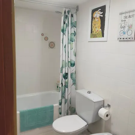 Casa Maria, Atico Con Vistas Y Parking サン・ホアン・デ・レ・アバデセス